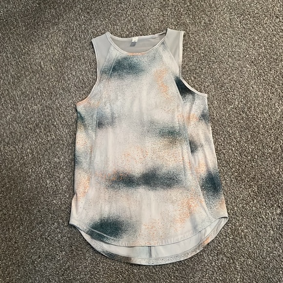 Lululemon sculpt tank top. 0 - Picture 1 of 7